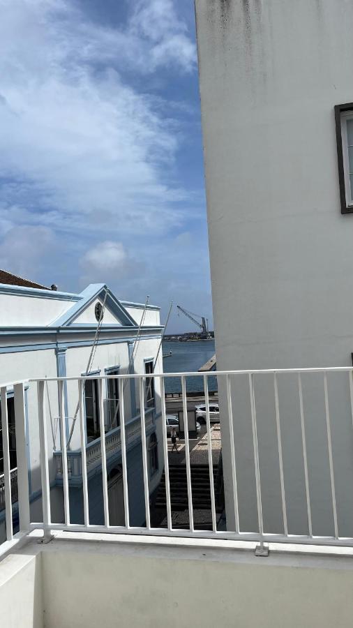 Matriz 55, Hostel & Suites Ponta Delgada Buitenkant foto