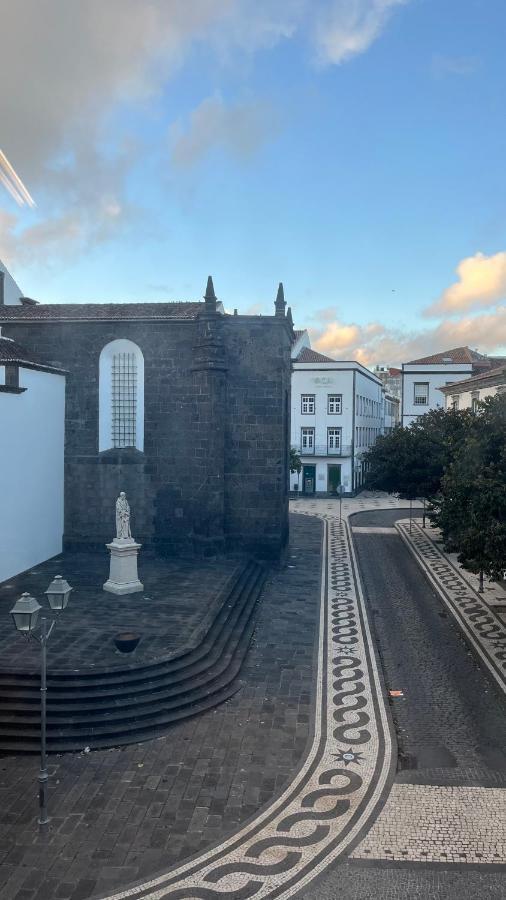Matriz 55, Hostel & Suites Ponta Delgada Buitenkant foto