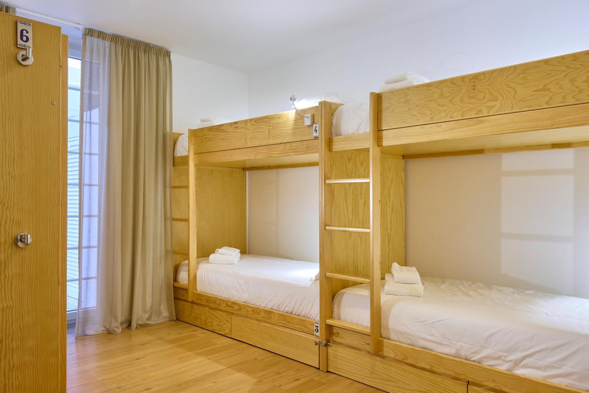 Matriz 55, Hostel & Suites Ponta Delgada Buitenkant foto